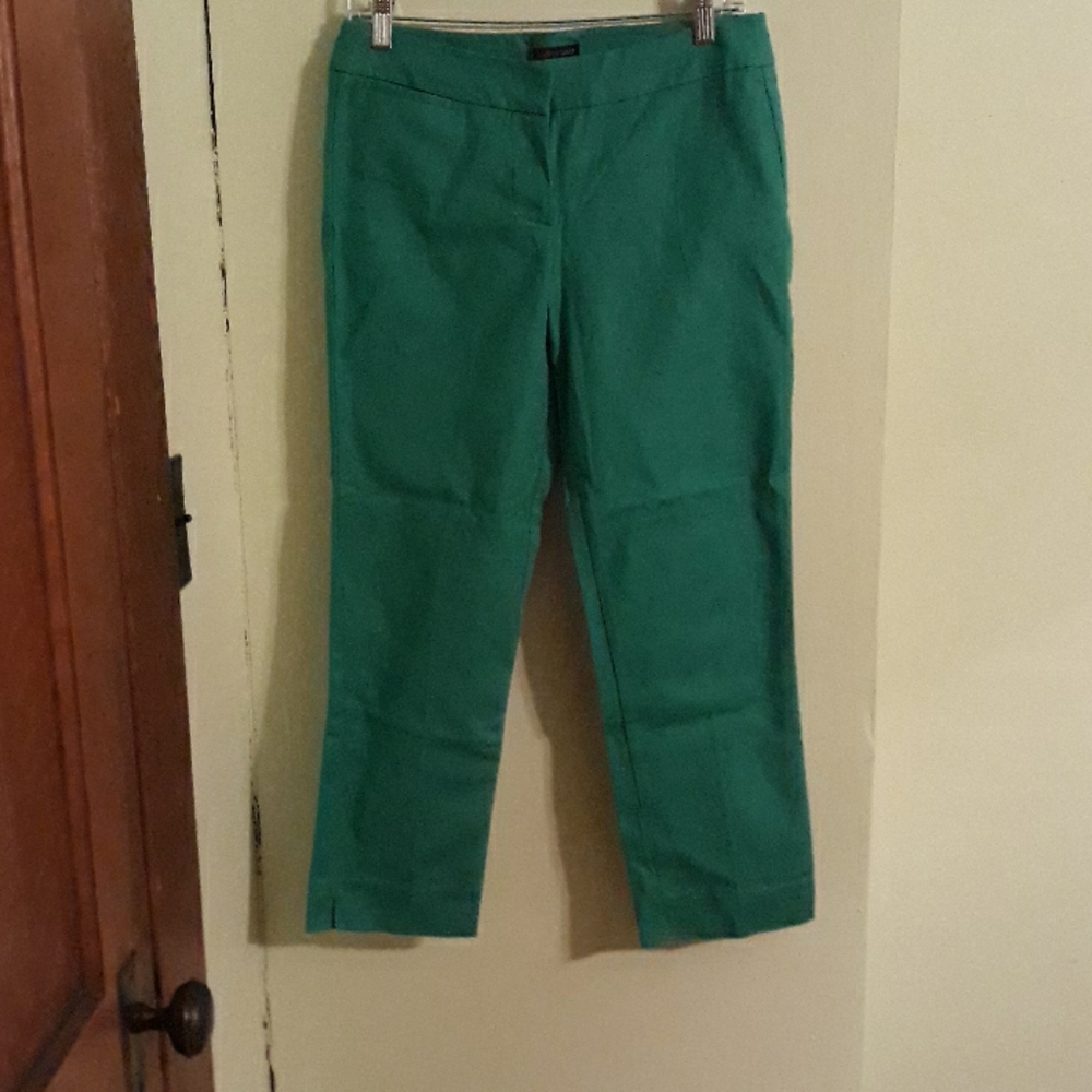 Audrey &Celine cropped pants